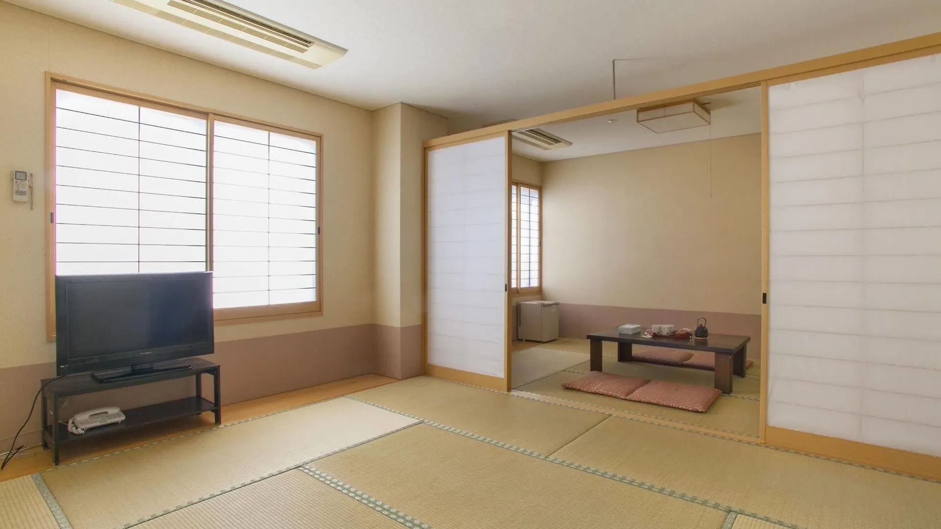 Towa Ryokan Kyoto 3*,  Japon